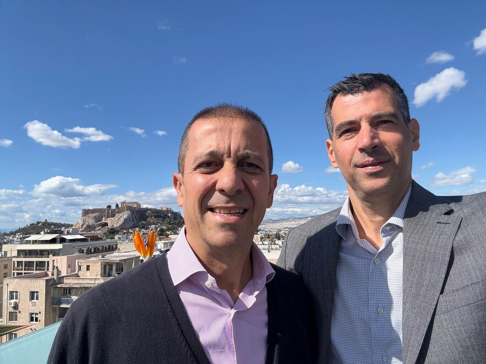 Greek volunteers in Athens