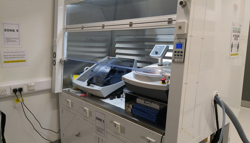 Metallographic preparation equipment