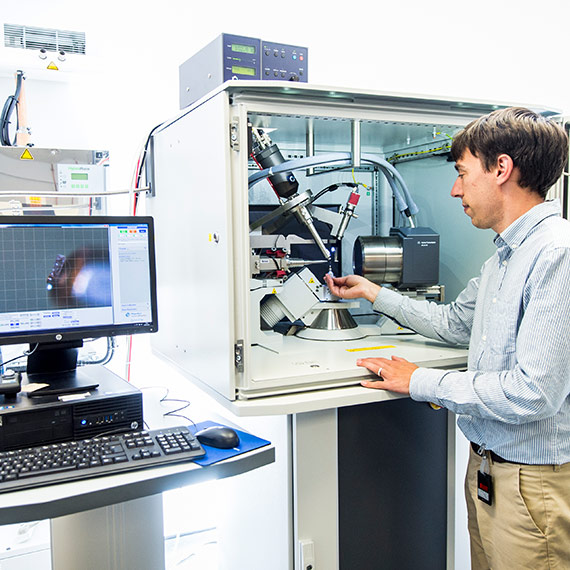Single crystal and powder XRD - Agilent SuperNova