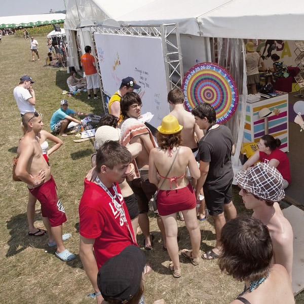 Physics at the Pohoda Festival