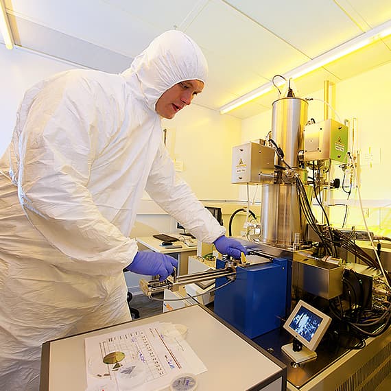 A man in the Quantum Technology laboratory