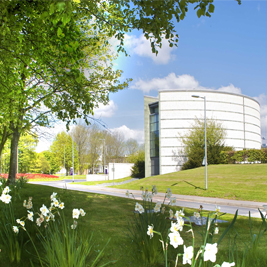 image shows a picture of the Ruskin Library on campus