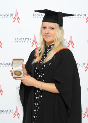 Helen Yvette Barnett 